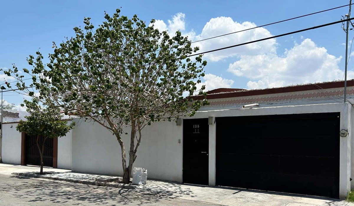 Casa en venta en Ampliación los Ángeles, Torreón — foto 1 de 35