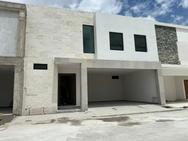 Casa en venta en Los Viñedos, Torreón — foto 2 de 20