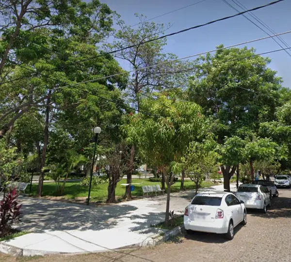Atención inversionistas se vende casa con departamento independiente en Lomas de circunvalación