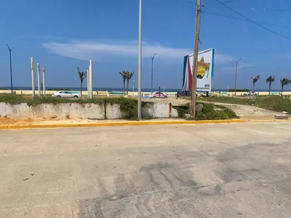 Terreno en venta en Coatzacoalcos Centro, Coatzacoalcos — foto 2 de 9