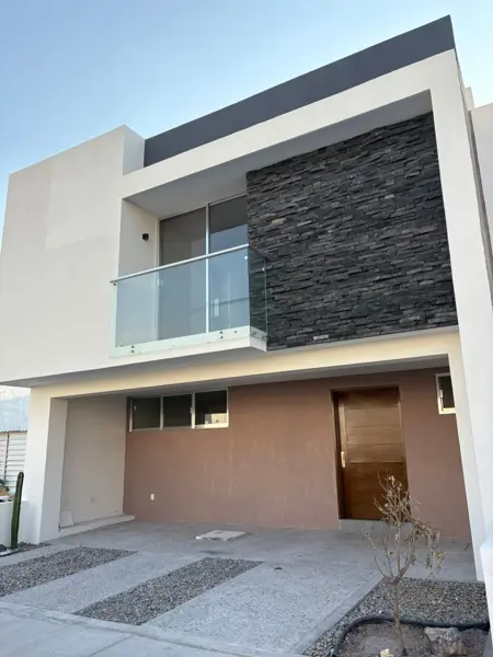 Casa en Venta en Zen Life Residencial II, El Marqués, Querétaro - Espacios Modernos y Funcionales