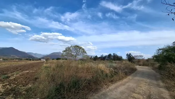 Terreno en venta en Santo Domingo Barrio Bajo, Villa de Etla — foto 2 de 6