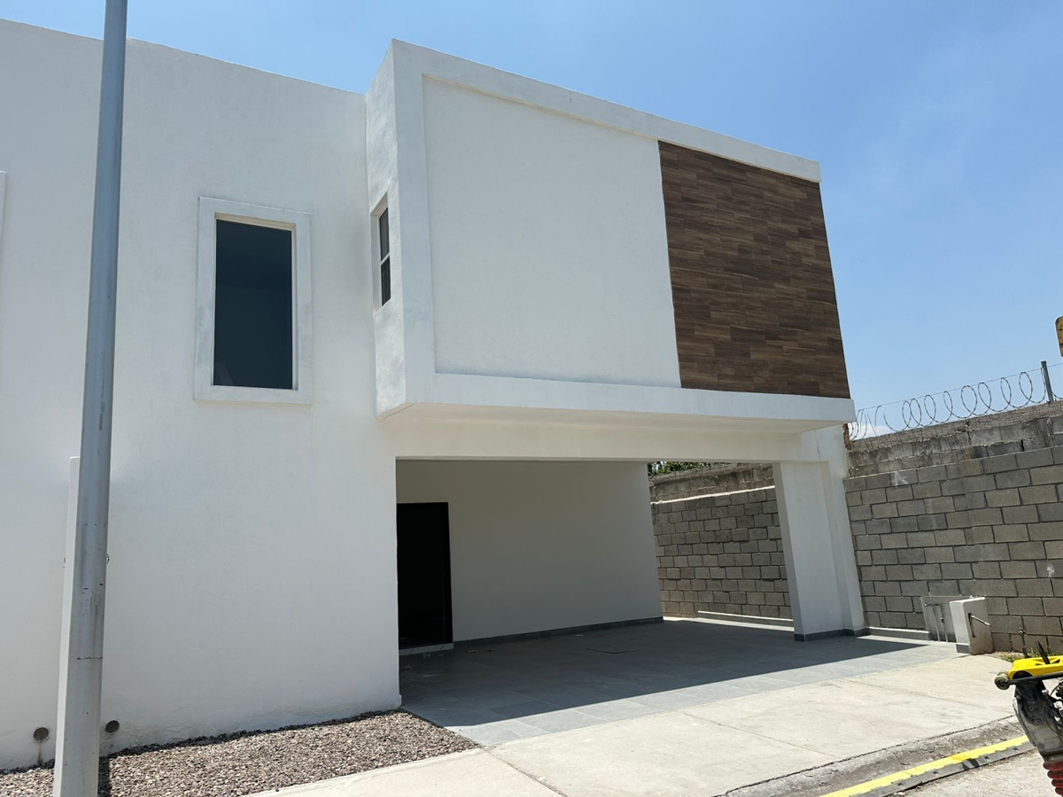 Casa en venta en Ampliación la Rosita, Torreón — foto 1 de 19