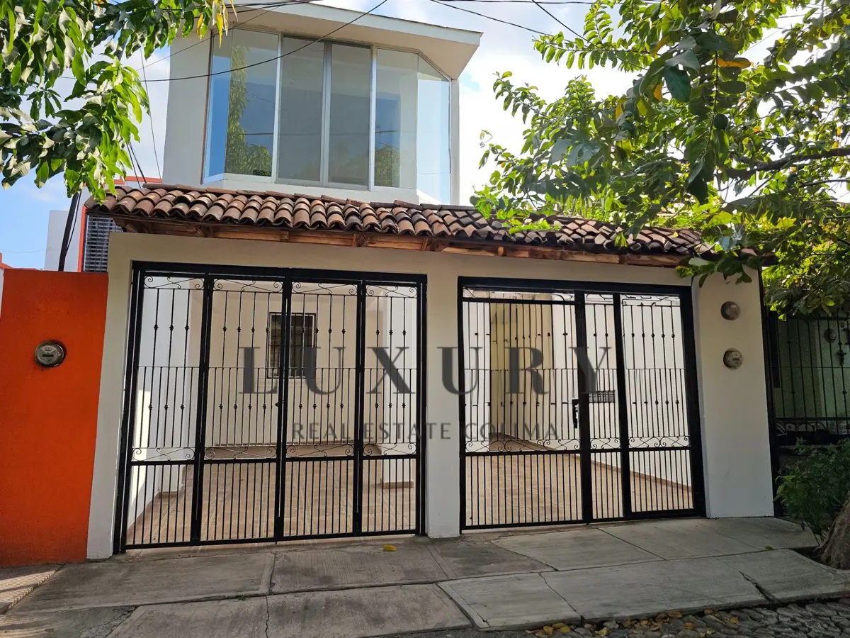 Casa en venta en Villas de San José, Villa de Álvarez — foto 1 de 11