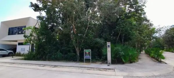 Terreno en venta en El Tigrillo, Solidaridad — foto 2 de 33