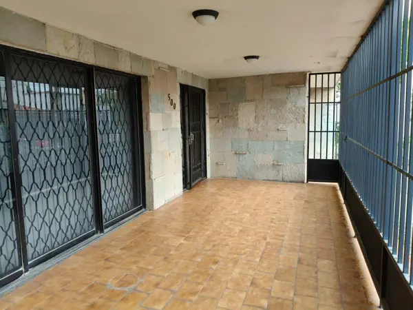 Casa en venta en Navarro, Torreón — foto 2 de 21