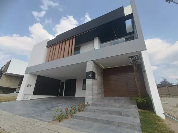Casa en venta en Lomas de Angelópolis, Ocoyucan — foto 2 de 34