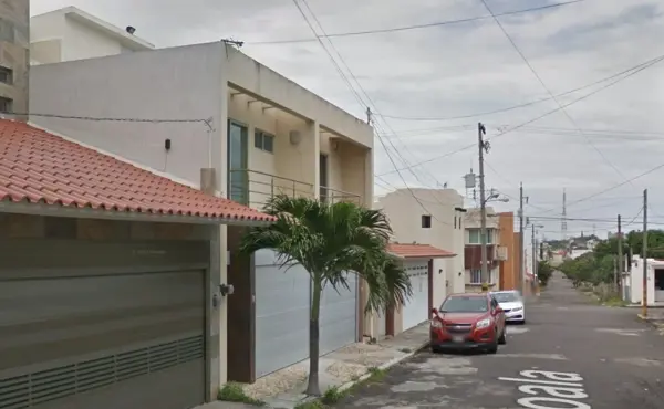 Casa en venta en Graciano Sánchez Romo, Boca del Río — foto 3 de 11
