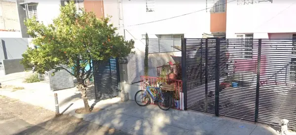 Casa en venta en Lomas de Zapopan, Zapopan — foto 2 de 12