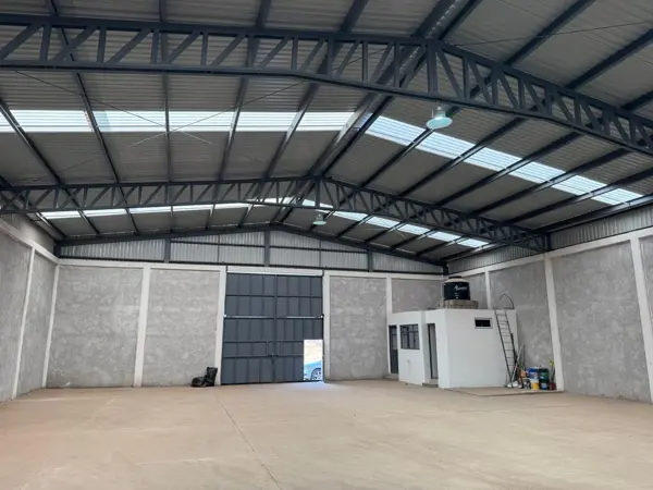 VENTA Y RENTA DE PROPIEDAD COMERCIAL EN TEQUISQUIAPAN, QUERÉTARO