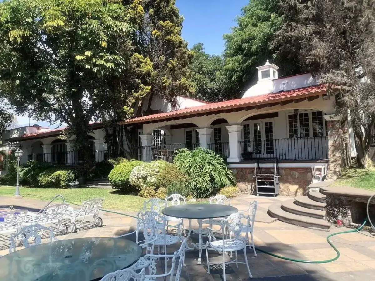 Casa en venta en Maravillas, Cuernavaca — foto 1 de 34