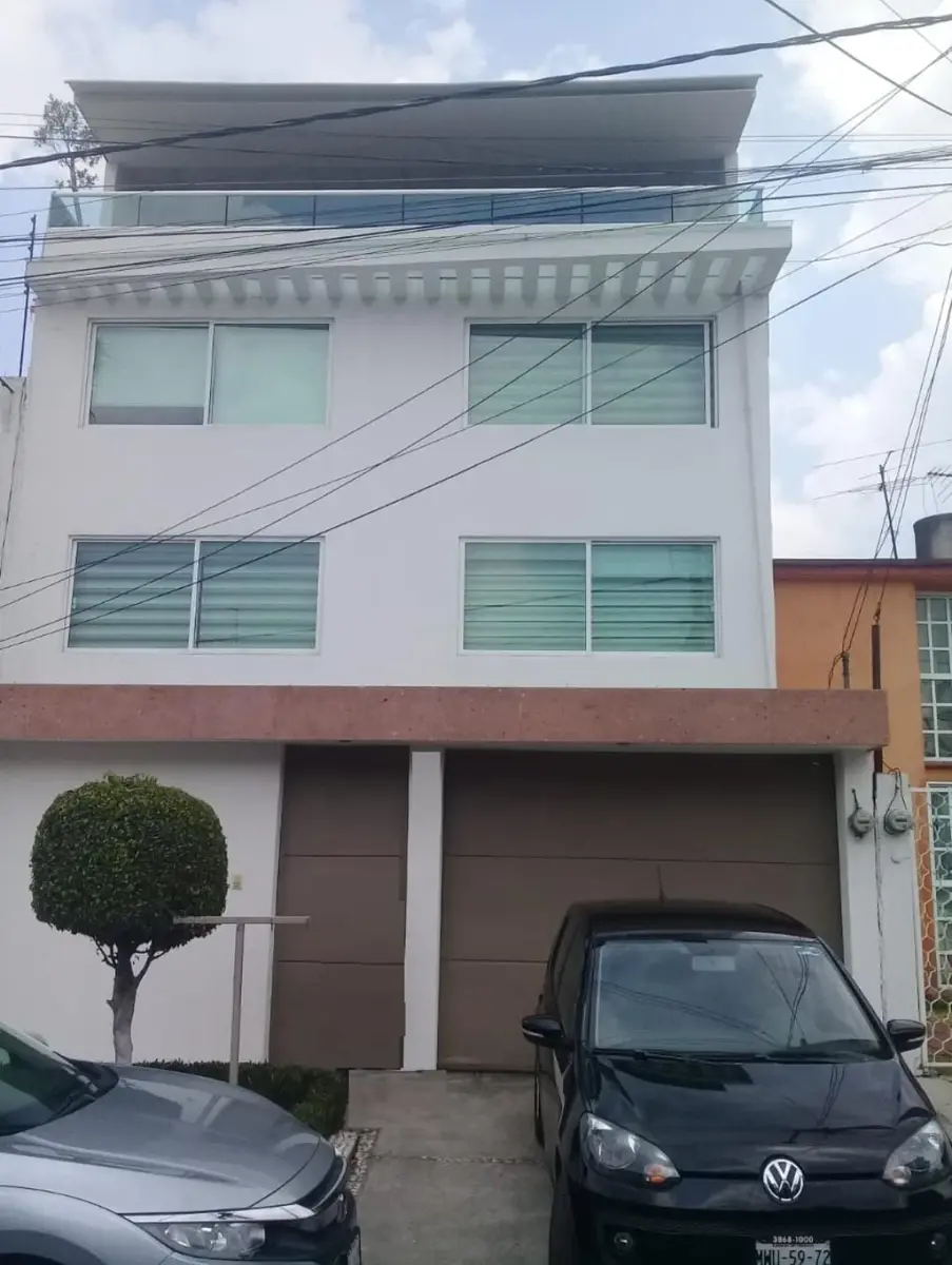 Casa en venta en Ciudad Satelite, Naucalpan de Juárez — foto 1 de 62