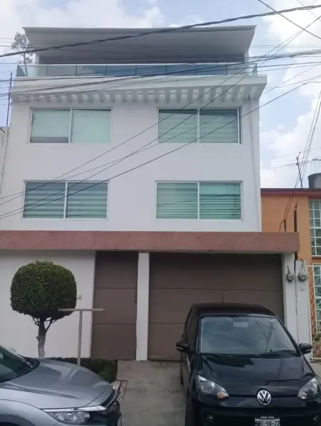 Casa en venta en Ciudad Satelite, Naucalpan de Juárez, México