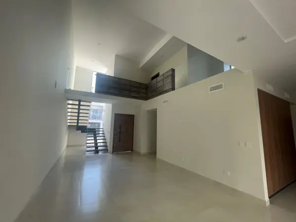 Casa en venta en Los Viñedos, Torreón — foto 2 de 22