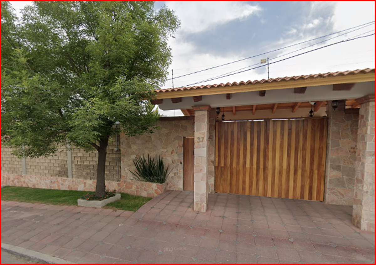 Casa en venta en San Miguel Tlaixpan, Texcoco — foto 1 de 16