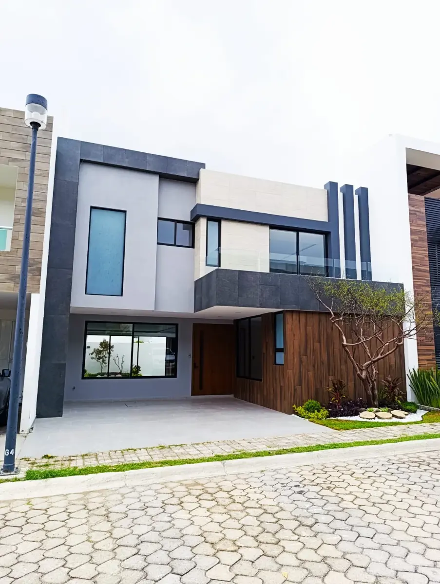Casa en venta en Lomas de Angelópolis, San Andrés Cholula — foto 1 de 12