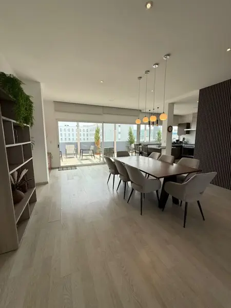 Renta Penthouse Amueblado en Life Juriquilla