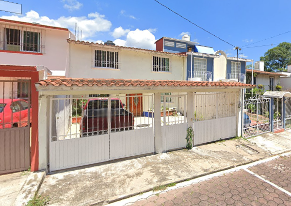 Casa en venta en Coatepec Centro, Coatepec — foto 2 de 9
