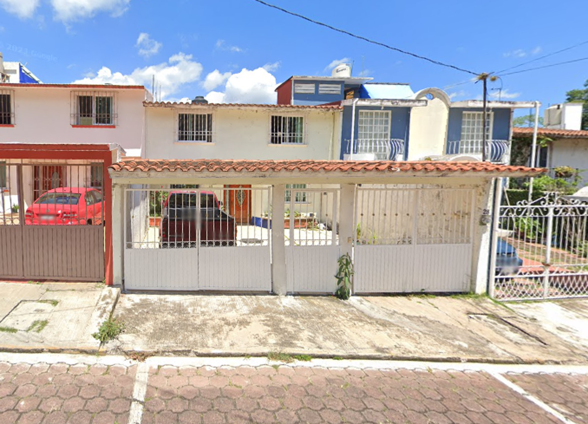 Casa en venta en Coatepec Centro, Coatepec — foto 1 de 9