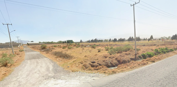 Terreno en venta en San Miguel Totocuitlapilco, Metepec — foto 2 de 3
