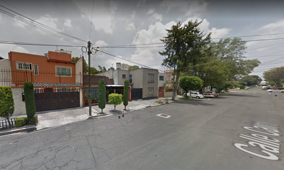 Casa en venta en Claveria, Azcapotzalco — foto 1 de 10