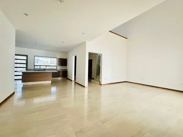 Casa en venta en Las Trojes, Torreón — foto 2 de 25