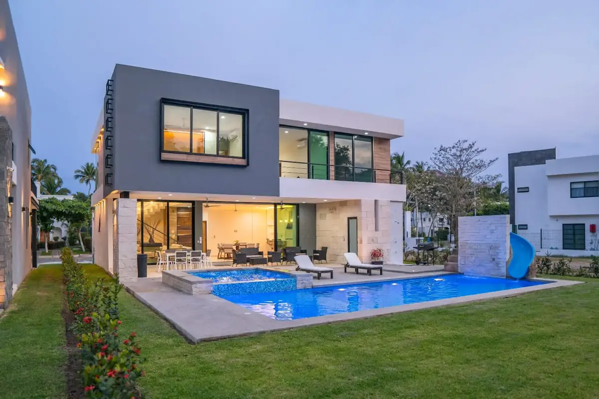 Casa en renta en Marimar, Manzanillo — foto 1 de 11