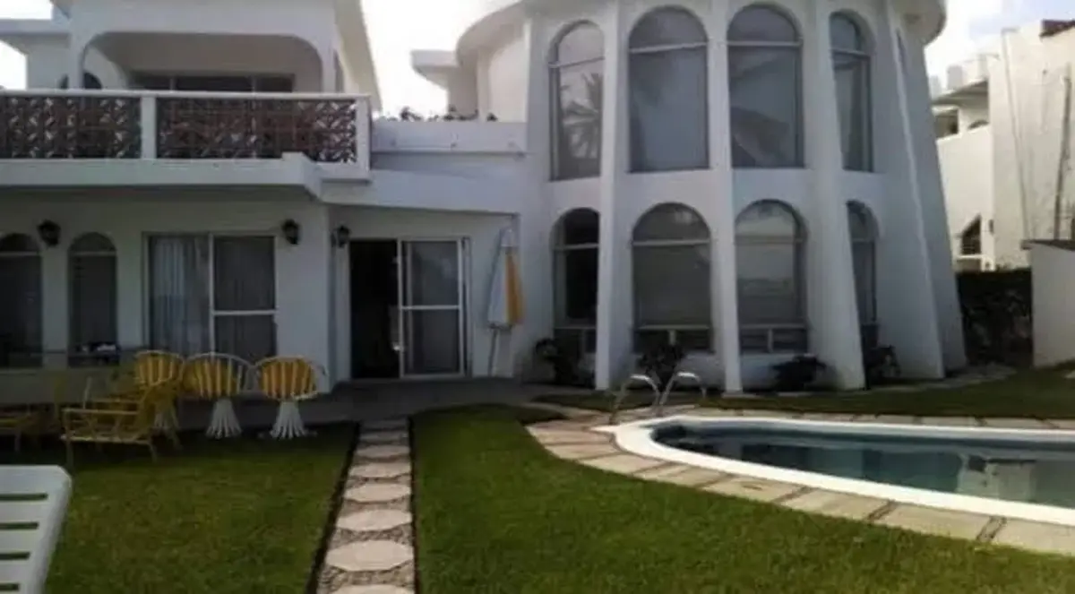 Casa en renta en Marimar, Manzanillo — foto 1 de 11