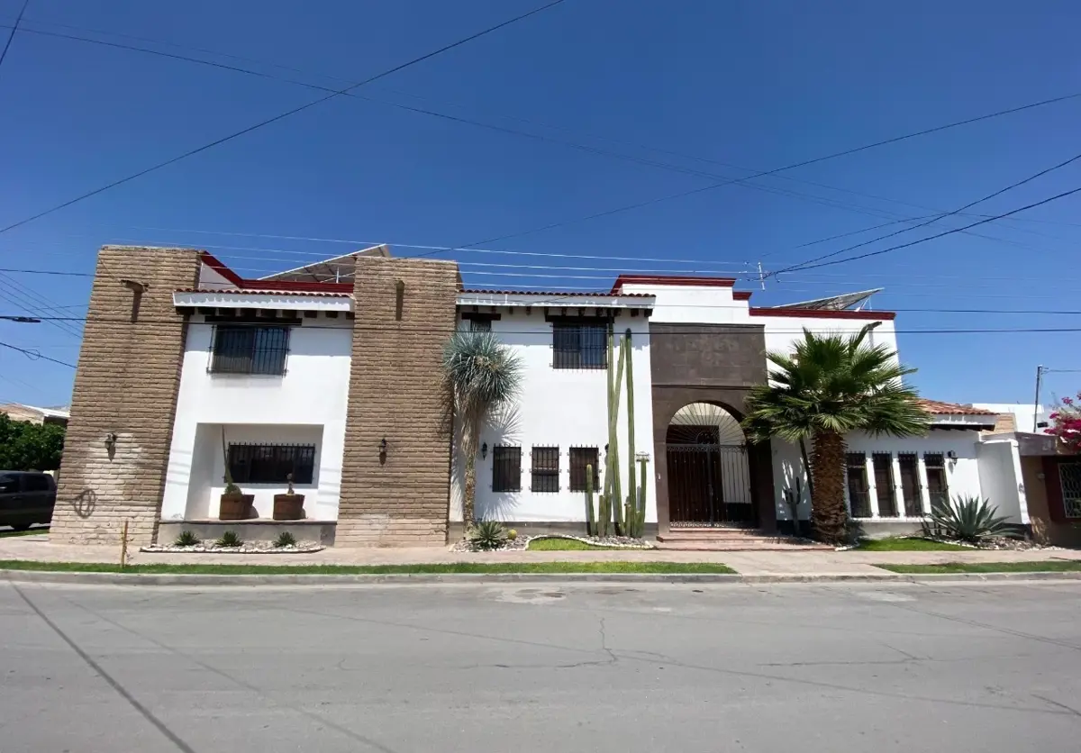 Casa en venta en Torreon Jardin, Torreón — foto 1 de 33