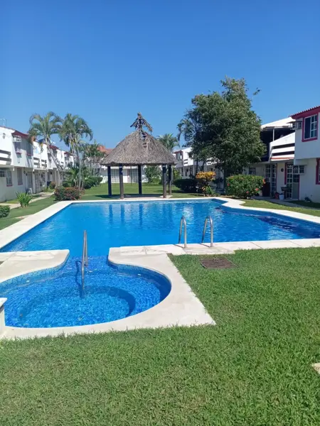 Casa grande con alberca en Acapulco Diamante $1,500,000 pesos