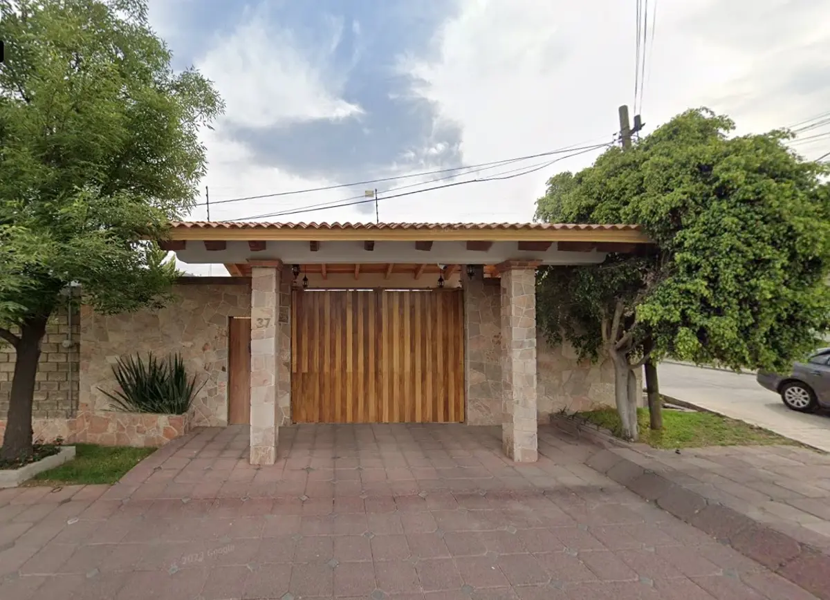 Casa en venta en San Miguel Tlaixpan, Texcoco — foto 1 de 17