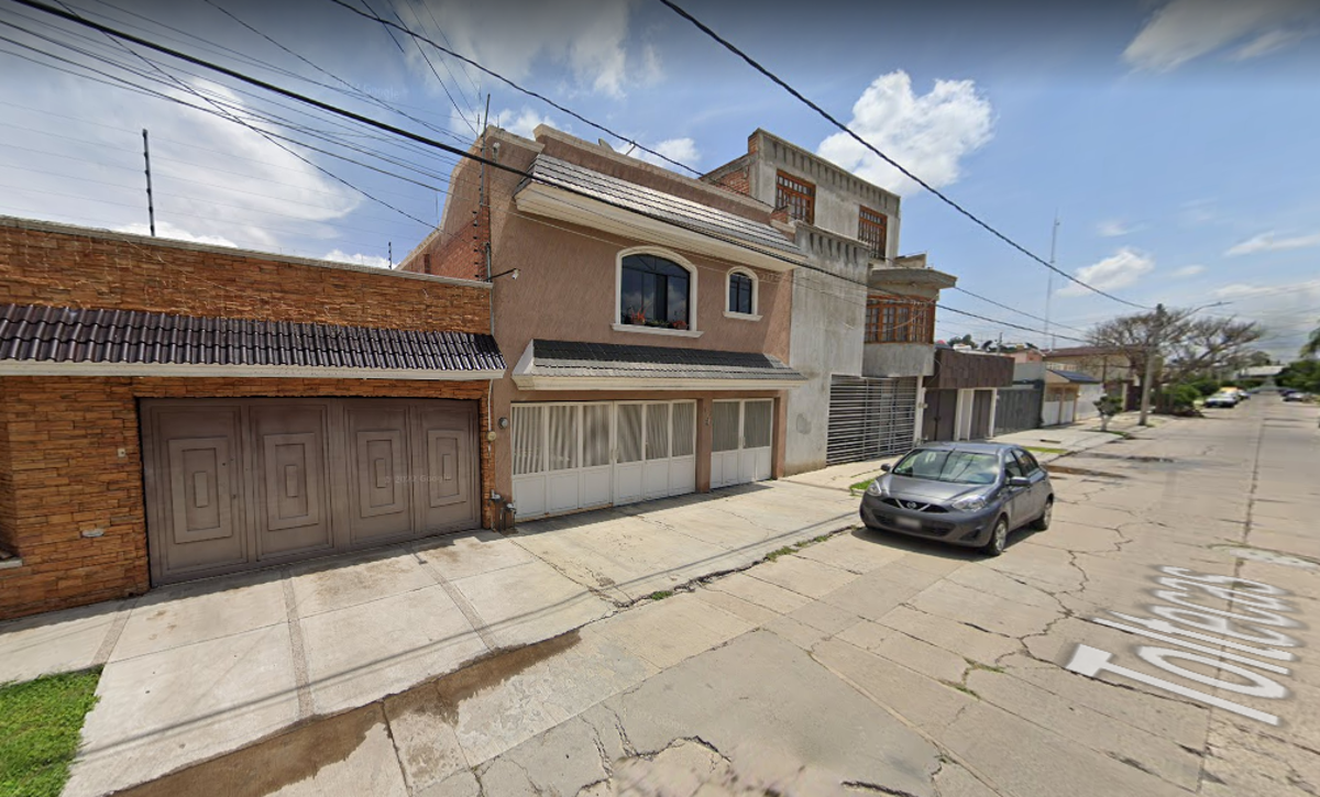 Casa en venta en Bugambilias, León — foto 1 de 10