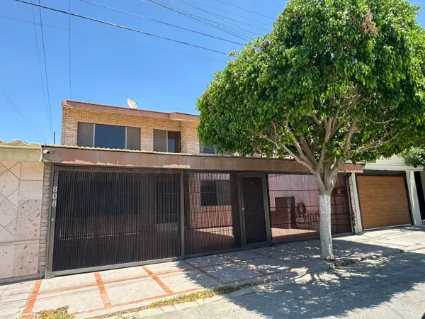 Casa en venta en San Isidro, Torreón, Coahuila de Zaragoza Casa en venta en San Isidro, Torreón, Coahuila de Zaragoza