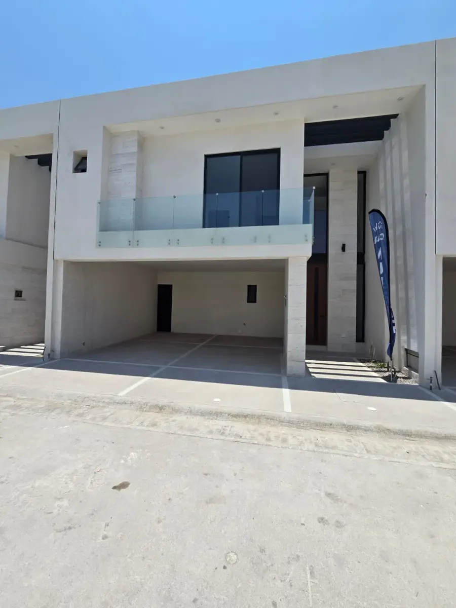Casa en venta en El Encino, Torreón — foto 1 de 13