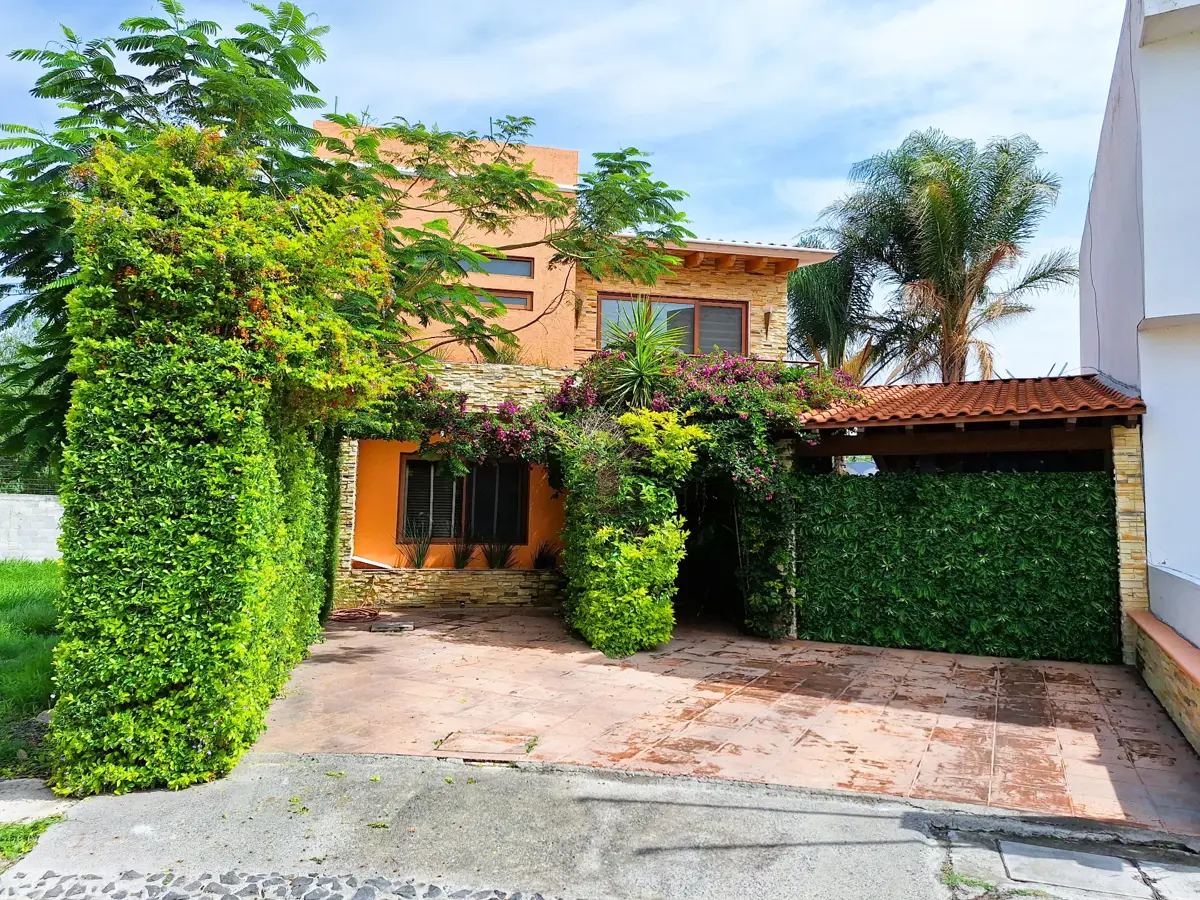 Casa en venta en Las Fuentes, Corregidora — foto 1 de 43
