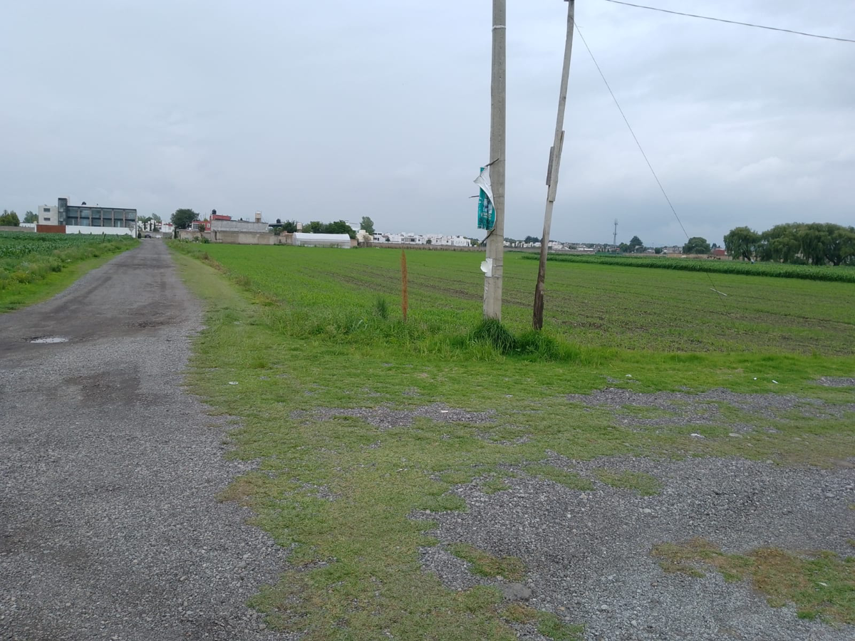 Terreno en venta en San Miguel Totocuitlapilco, Metepec