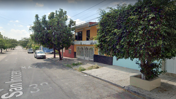 VENDO CASA EN OBLATOS PONIENTE, GDL-JAL