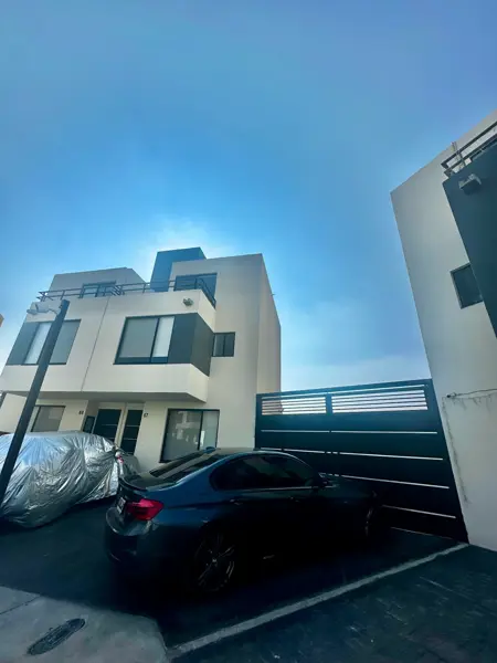Casa en Venta en Adara Residencial: Tu Hogar en El Mirador, Querétaro