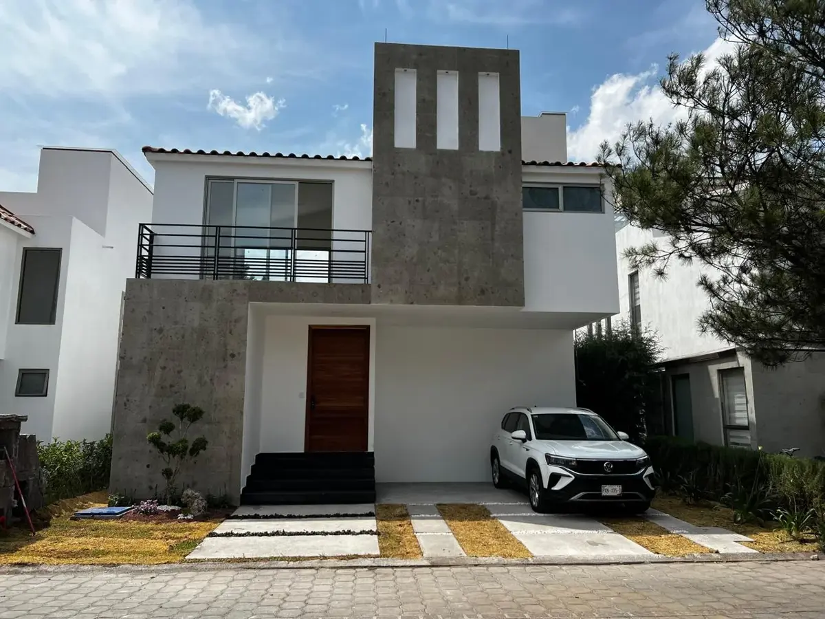 Casa en venta en Condado del Valle, Metepec — foto 1 de 36