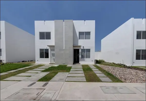 CASA EN VENATE EN FRACCIONAMIENTO SENDAS