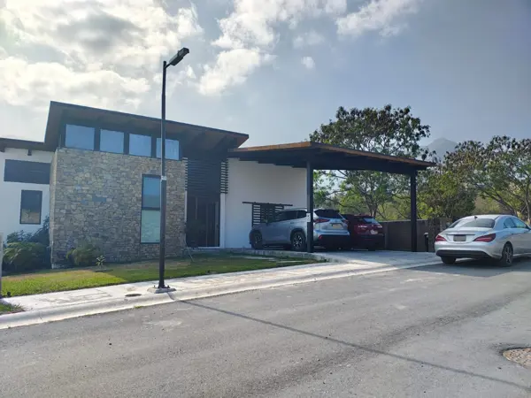 Casa en Venta - Lagos de San Francisco Santiago Nl