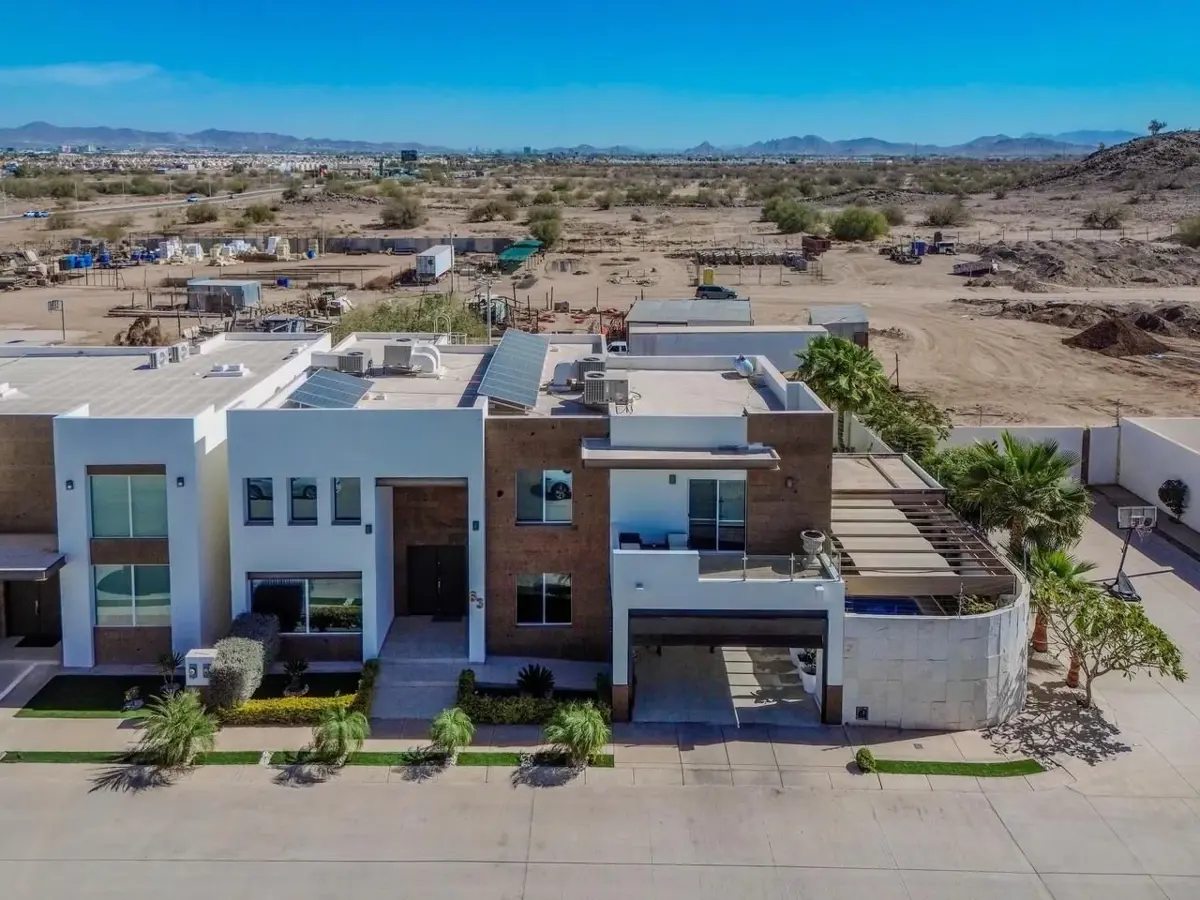 Casa en venta en La Coruña Residencial, Hermosillo — foto 1 de 24