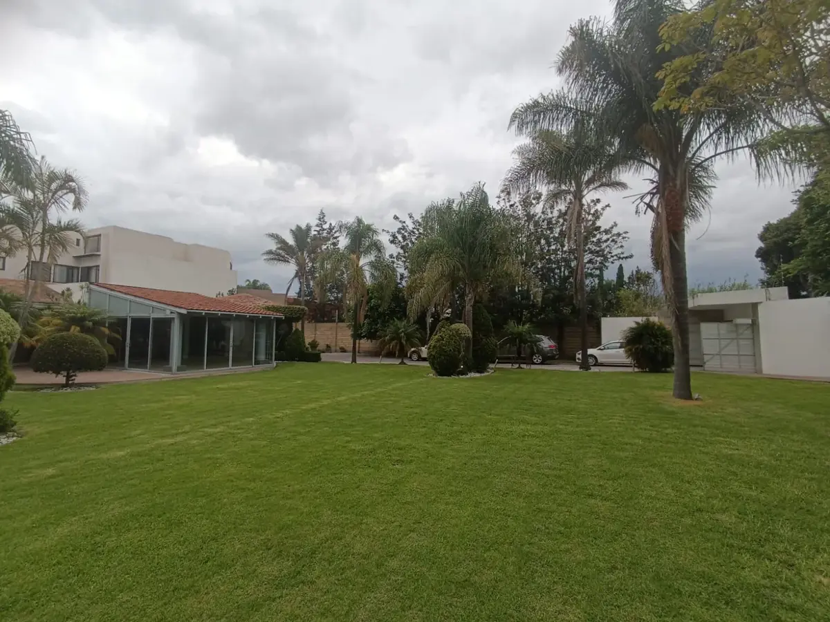 Terreno en venta en San Bernardino Tlaxcalancingo, San Andrés Cholula — foto 1 de 26