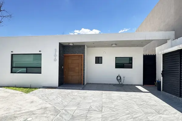 Casa en venta en La Escondida, Saltillo — foto 2 de 13