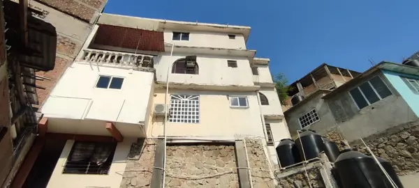 Venta de Departamento en la Col. Santa Cruz a Unos Metros del Mercado