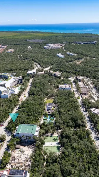 Terreno en venta en Aldea Zama, Tulum — foto 2 de 8