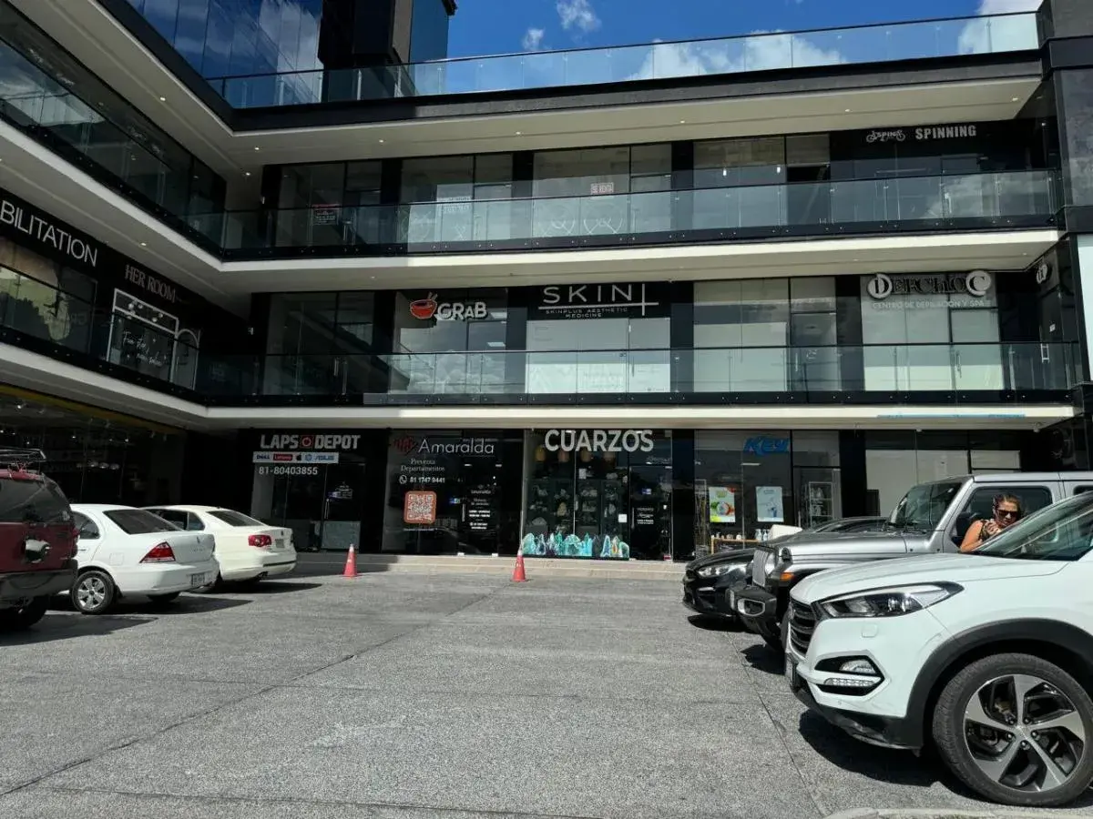 Local en venta en Contry, Monterrey — foto 1 de 12