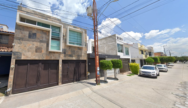 Casa en venta en Mision de San Jose, León — foto 2 de 10