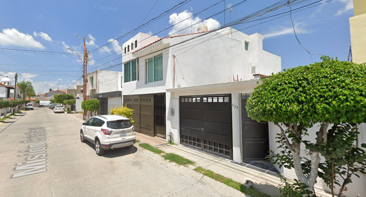 Casa en venta en Mision de San Jose, León — foto 1 de 10
