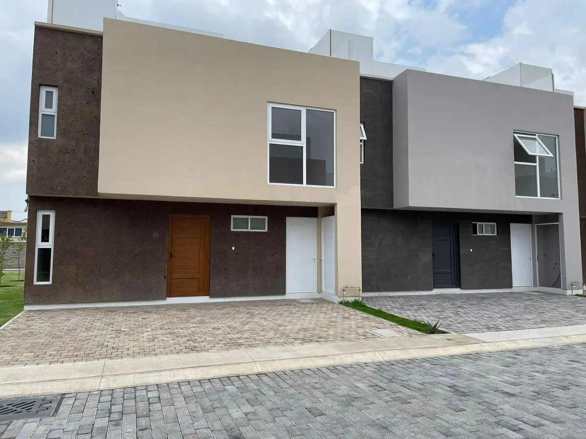 Casa en venta en Jesus Jimenez Gallardo, Metepec — foto 1 de 29